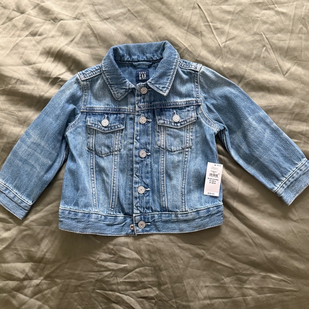 NWT Baby GAP Denim Jean Jacket Size 18-24 Months